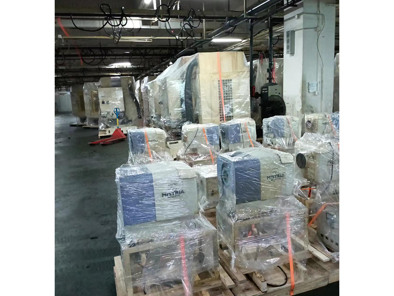 東莞長安某公司(sī)搬遷打包現場